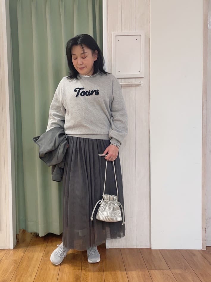 ke-yさんの「SHOO･LA･RUE｜◆【洗える/S-LL/ちくちくしにくい】大人のための ロゴ入りスウェットライクニット」を使ったコーディネート