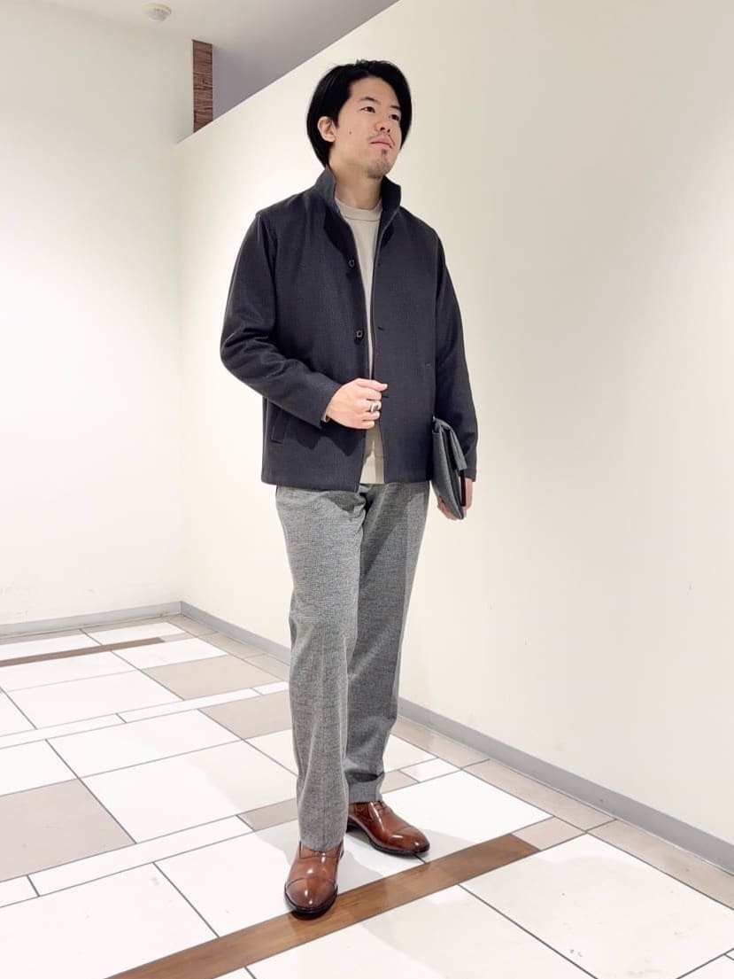 及川さんの「TAKEO KIKUCHI｜【DOWN FABRIC】ダウンファブリック スタンドカラーブルゾン」を使ったコーディネート