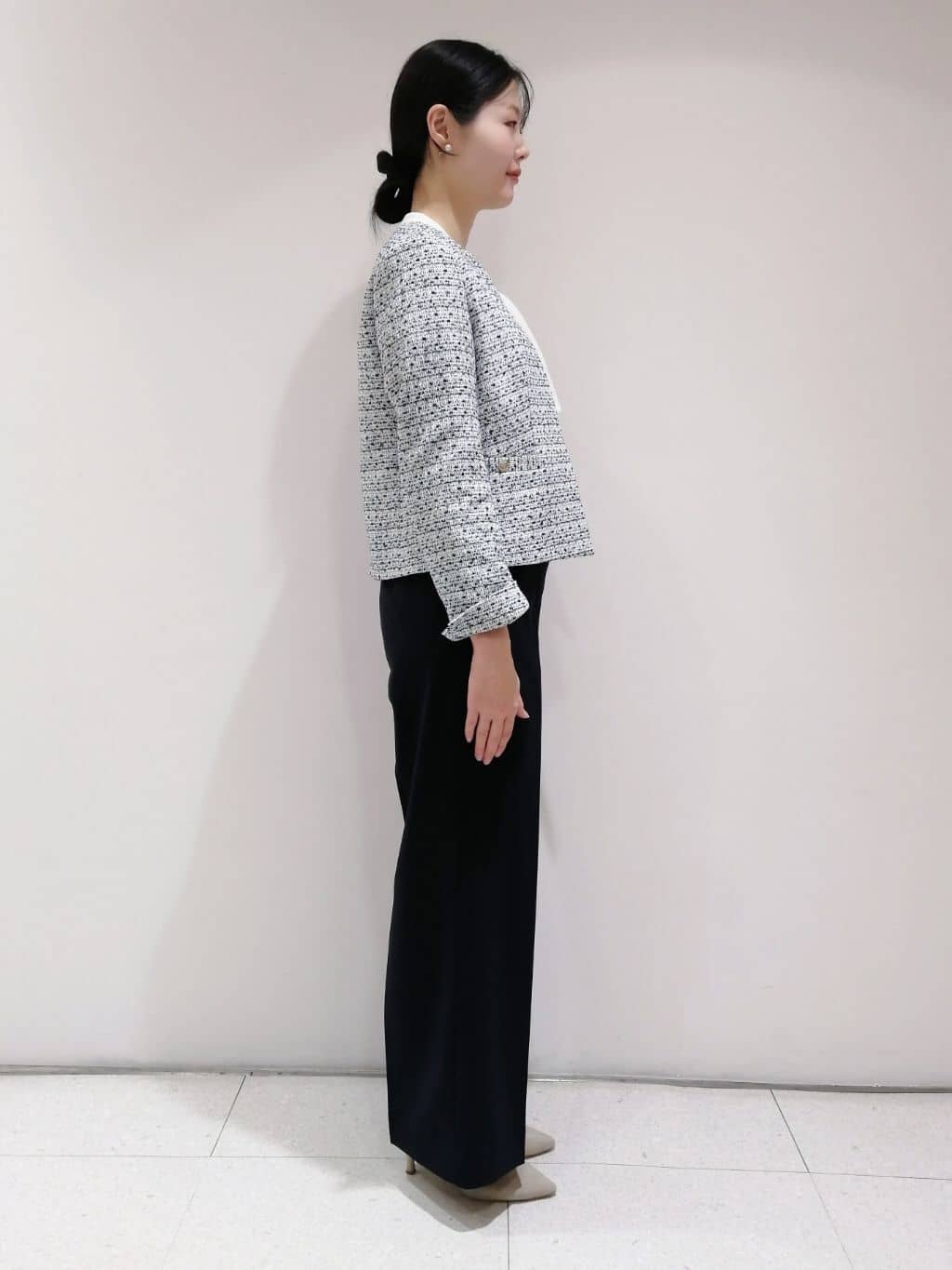 ayanoさんの「INDIVI｜【洗える／UVケア／スーツ】ストレッチワイドパンツ」を使ったコーディネート
