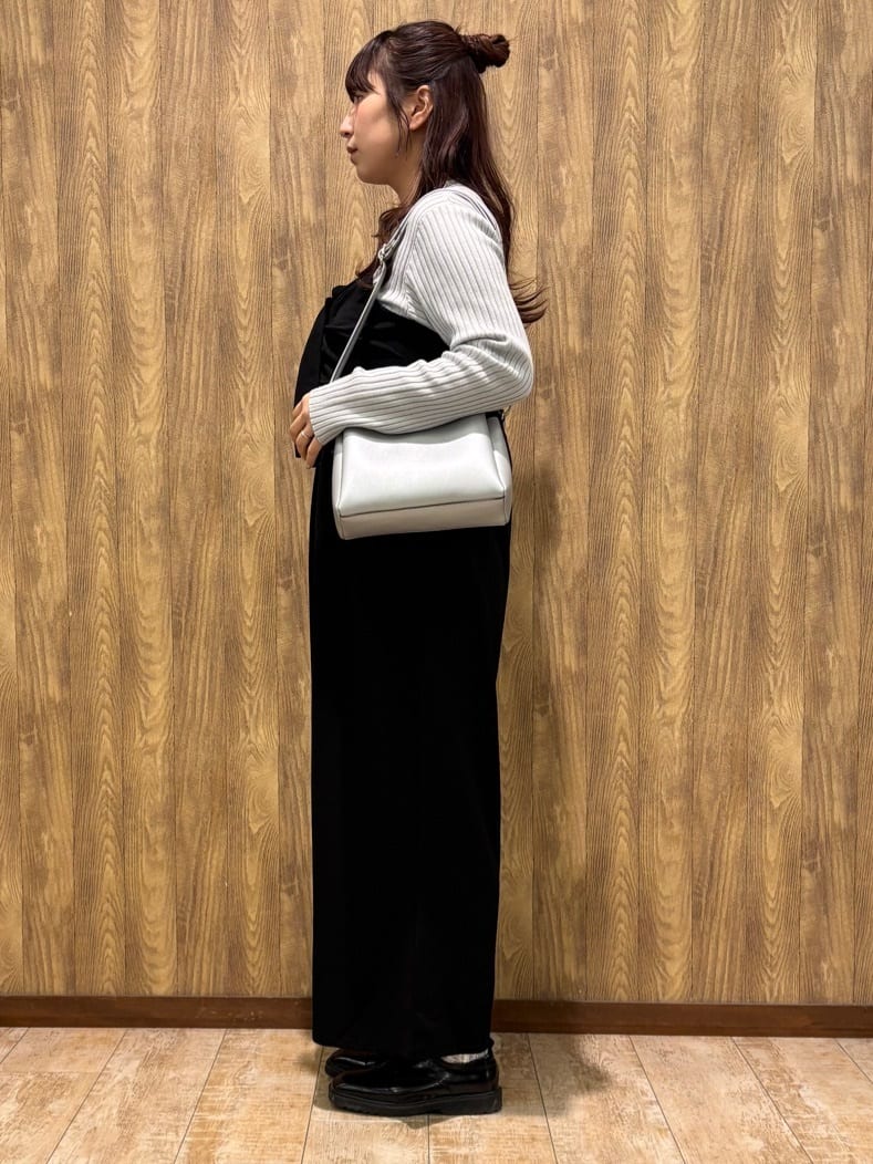 Haruさんの「SHOO･LA･RUE｜」を使ったコーディネート