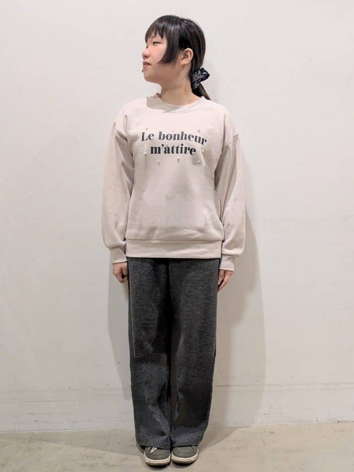たぼく。さんの「SHOO･LA･RUE｜◆【あったか】やわらかい風合いが魅力 裏起毛イージーパンツ」を使ったコーディネート