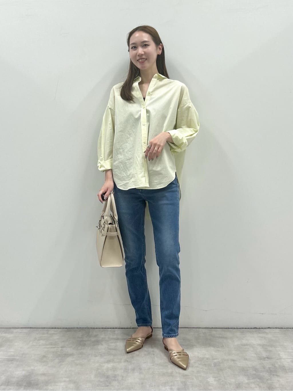 mitsukiさんの「INDIVI｜【通年活躍！褒められデニム】スキニー デニムパンツ」を使ったコーディネート