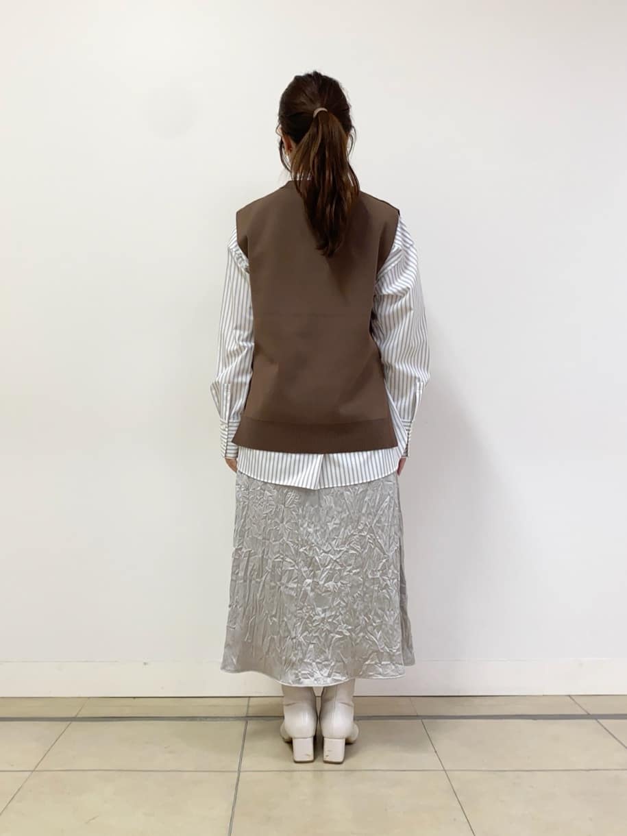 asamiさんの「UNTITLED｜◆【アンサンブル可能】ニットベスト」を使ったコーディネート