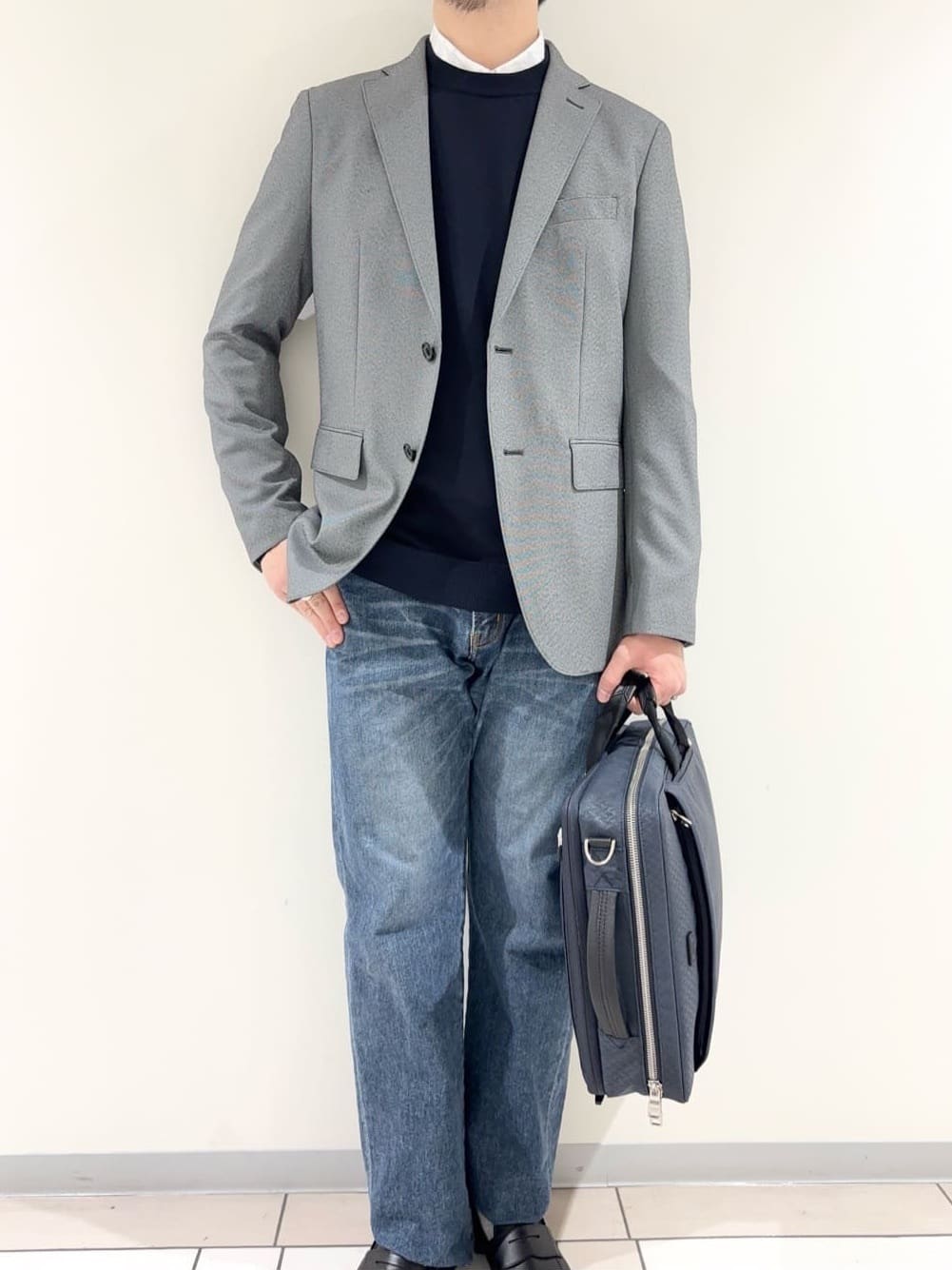 及川さんの「TAKEO KIKUCHI｜【モンスターストレッチ】日本製 ウォッシュド デニムパンツ」を使ったコーディネート