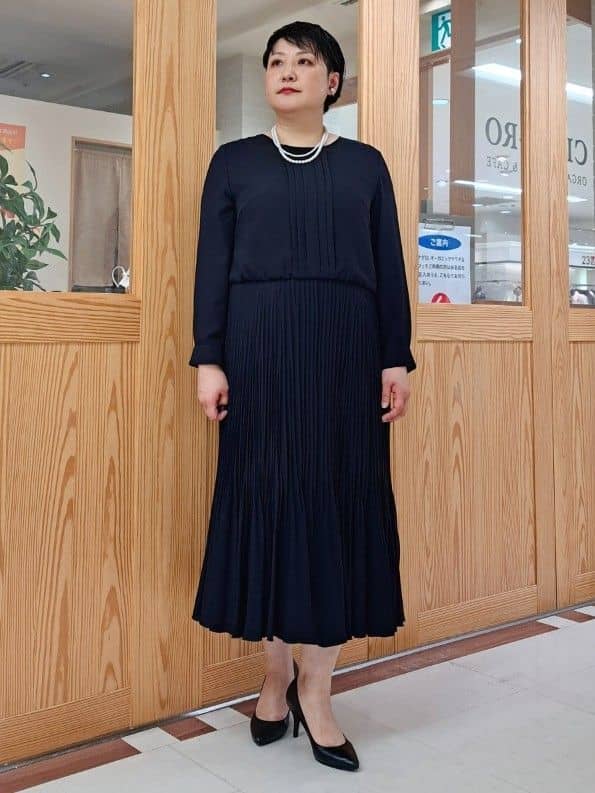 ますこさんの「UNTITLED｜◆【入卒/セレモニー/通勤】ラメツイード ノーカラージャケット」を使ったコーディネート