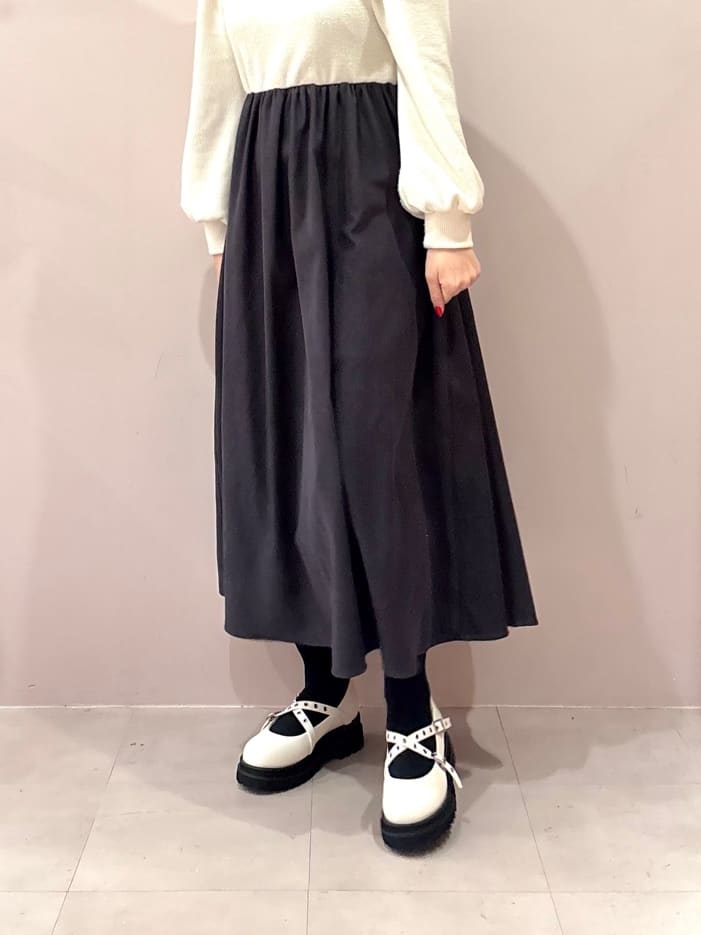 夜桜さんの「ESPERANZA｜グロメットクロスストラップスニーカー」を使ったコーディネート