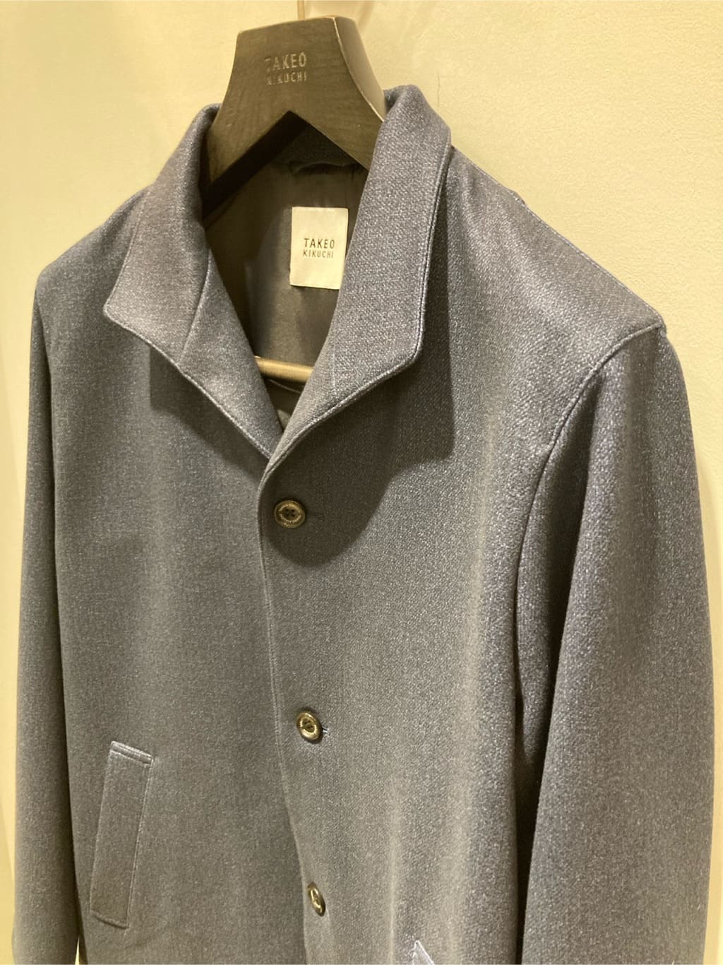 シュンさんの「TAKEO KIKUCHI｜【DOWN FABRIC】ダウンファブリック スタンドカラーブルゾン」を使ったコーディネート