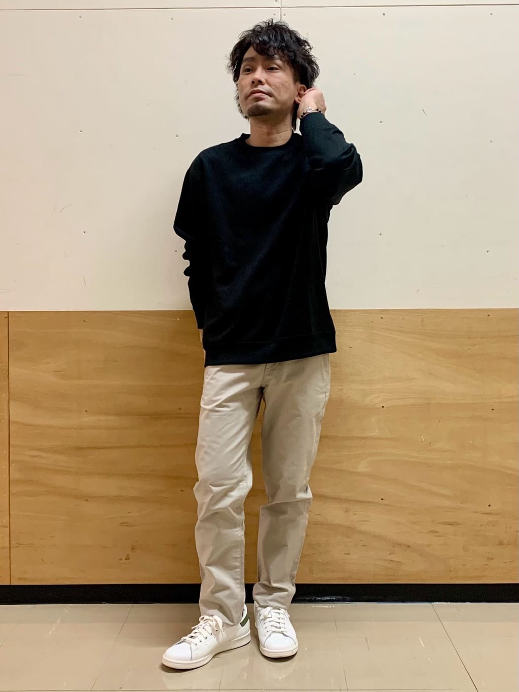 MATUさんの「THE SHOP TK｜【オールシーズン穿ける！】7DAYSストレッチへリンボンパンツ　ON&hArr;OFF兼用」を使ったコーディネート