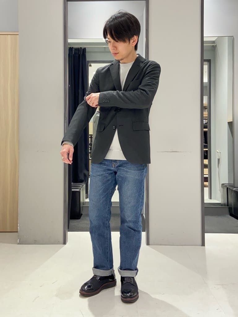 わいずみさんの「TAKEO KIKUCHI｜【モンスターストレッチ】日本製 ウォッシュド デニムパンツ」を使ったコーディネート