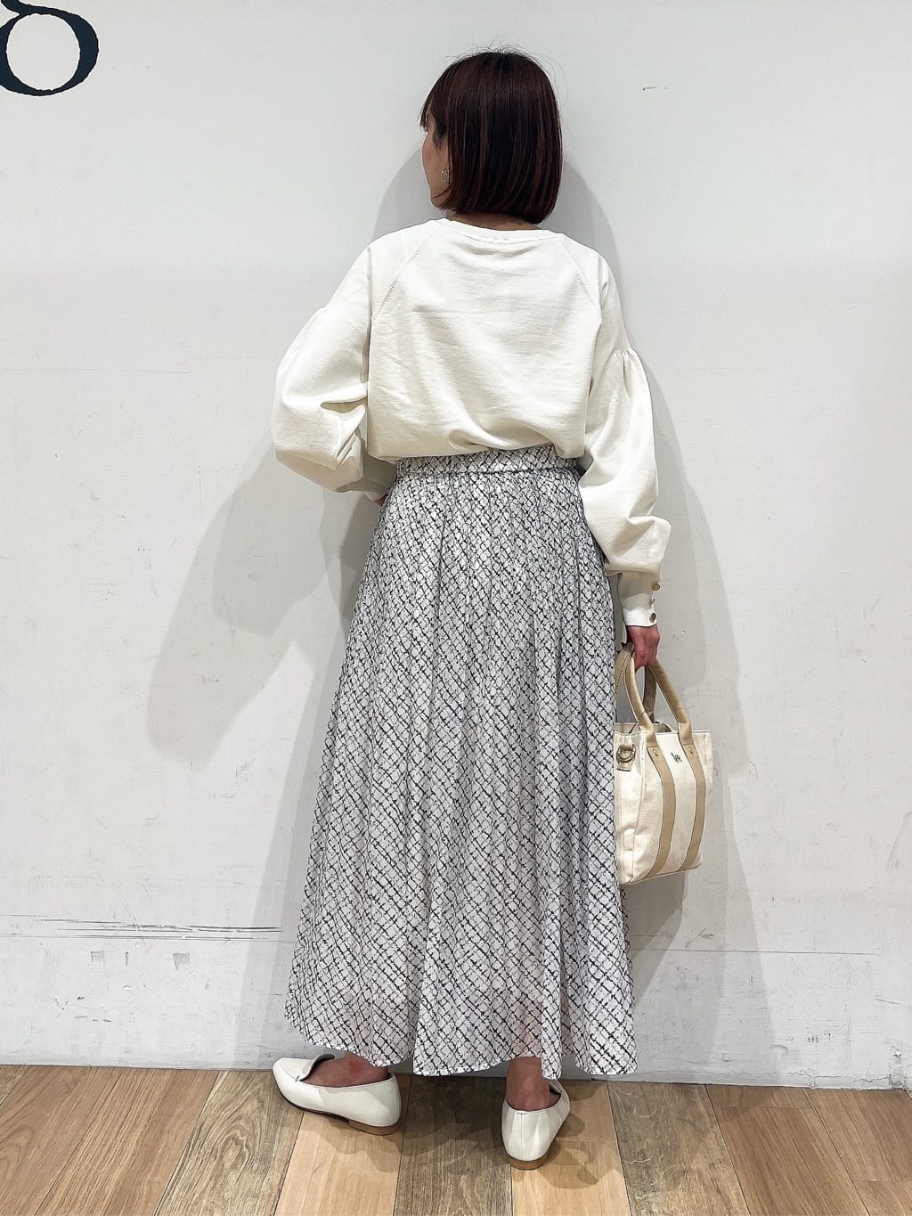 山さんさんの「grove｜メタルパーツローファーパンプス【晴雨兼用】」を使ったコーディネート