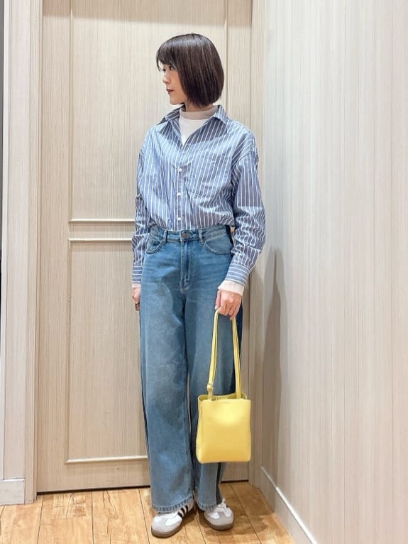 kuraさんの「SHOO･LA･RUE｜◆【撥水/防花粉/S-LL】ライナー付き ミリタリーフーデッドコート」を使ったコーディネート