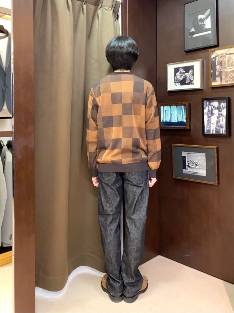 コバヤシさんの「TAKEO KIKUCHI｜【モンスターストレッチ】日本製 ワンウォッシュ デニムパンツ」を使ったコーディネート