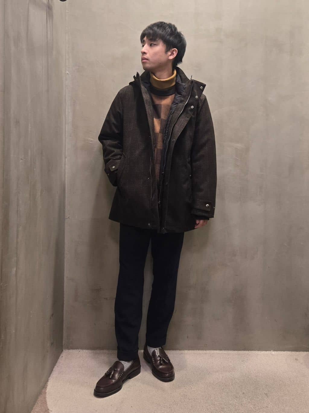 白木駆さんの「TAKEO KIKUCHI｜【3WAY】ジャカード グレンチェック ダウンライナー ブルゾン」を使ったコーディネート