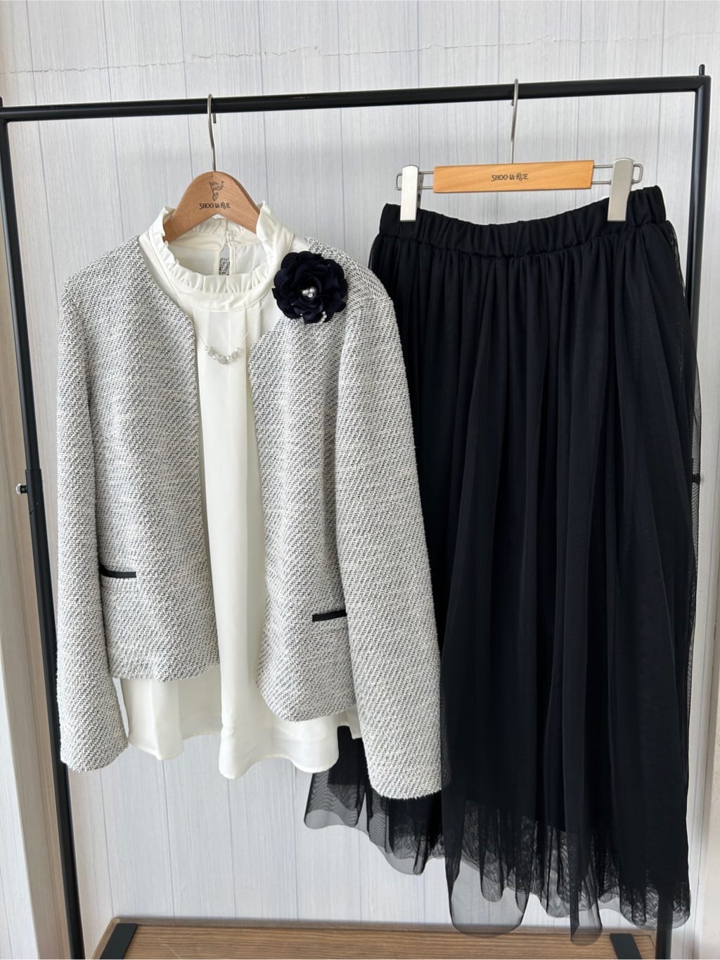Kamyさんの「SHOO･LA･RUE｜◆【S-3L】セレモニーからデイリーにも 軽くて柔らかくて着心地の良い カットツイードジャケット」を使ったコーディネート
