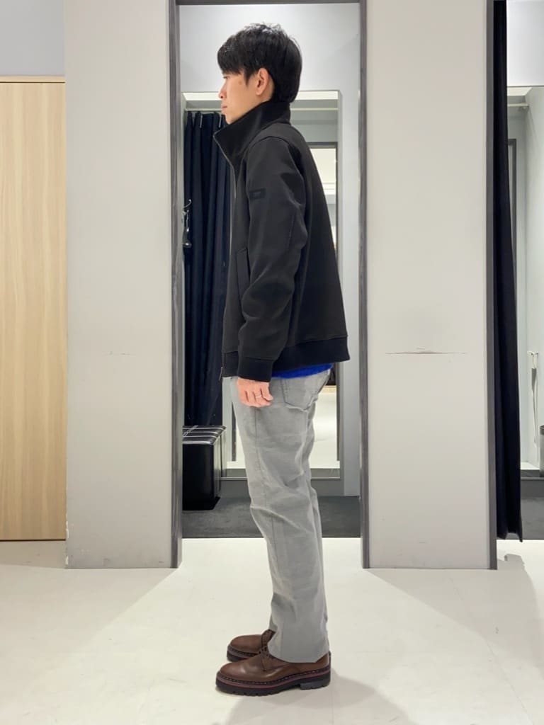 わいずみさんの「TAKEO KIKUCHI｜【Made in JAPAN】播州織 ストレッチ パンツ」を使ったコーディネート