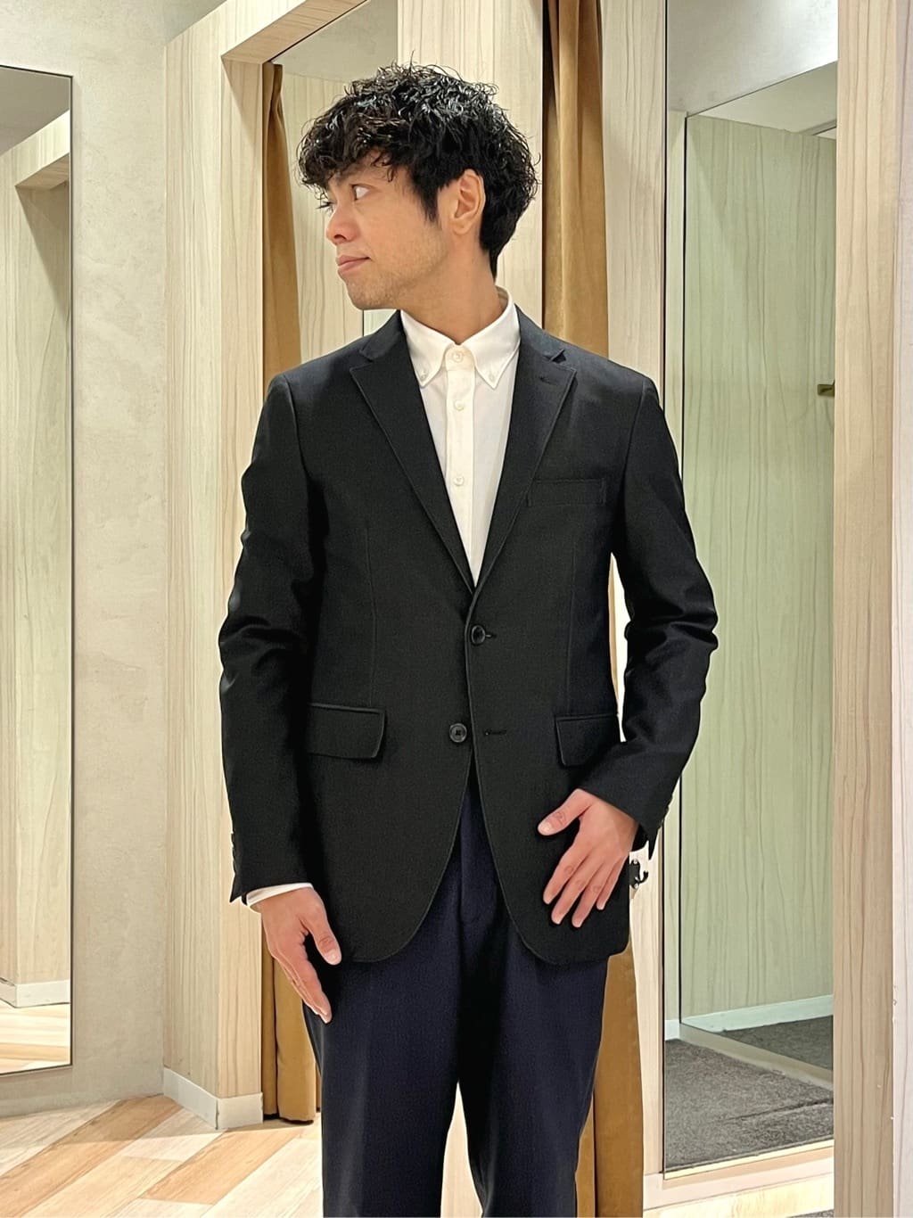 URAさんの「TAKEO KIKUCHI｜【ウールカシミヤブレンド】ビーバー調 スタンドカラー コート」を使ったコーディネート