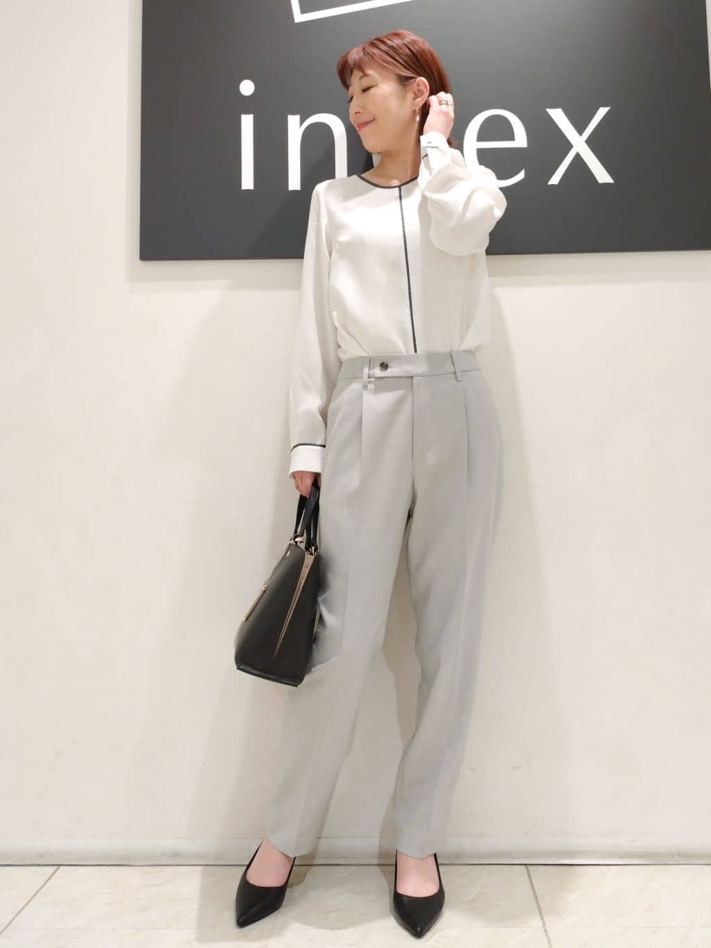 n.さんの「index｜◆【2WAY】バイカラー3層ミドルトートバッグ」を使ったコーディネート