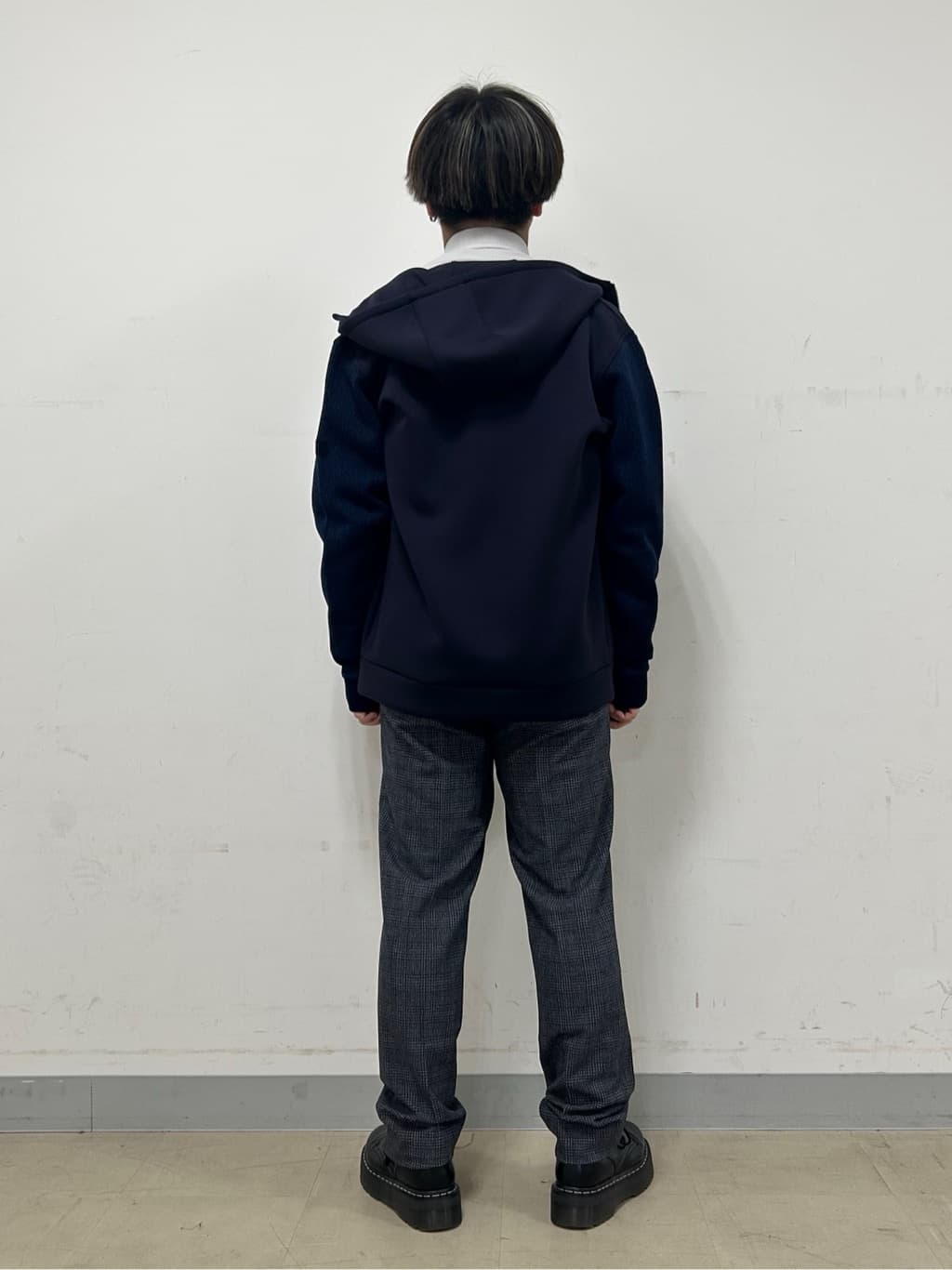 Hiroさんの「TAKEO KIKUCHI｜【抗菌防臭/シーズンレス】シアサッカー ジャージシャツ」を使ったコーディネート