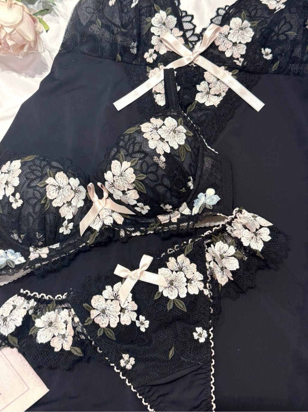 maiさんの「Risa Magli｜フロール ブラジャー（E-F）＜スウィートリッチ＞」を使ったコーディネート