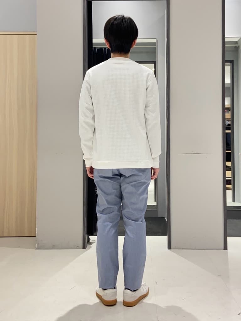 わいずみさんの「TAKEO KIKUCHI｜【全7サイズ&times;8色展開！】トップマルチヘリンボン パンツ」を使ったコーディネート