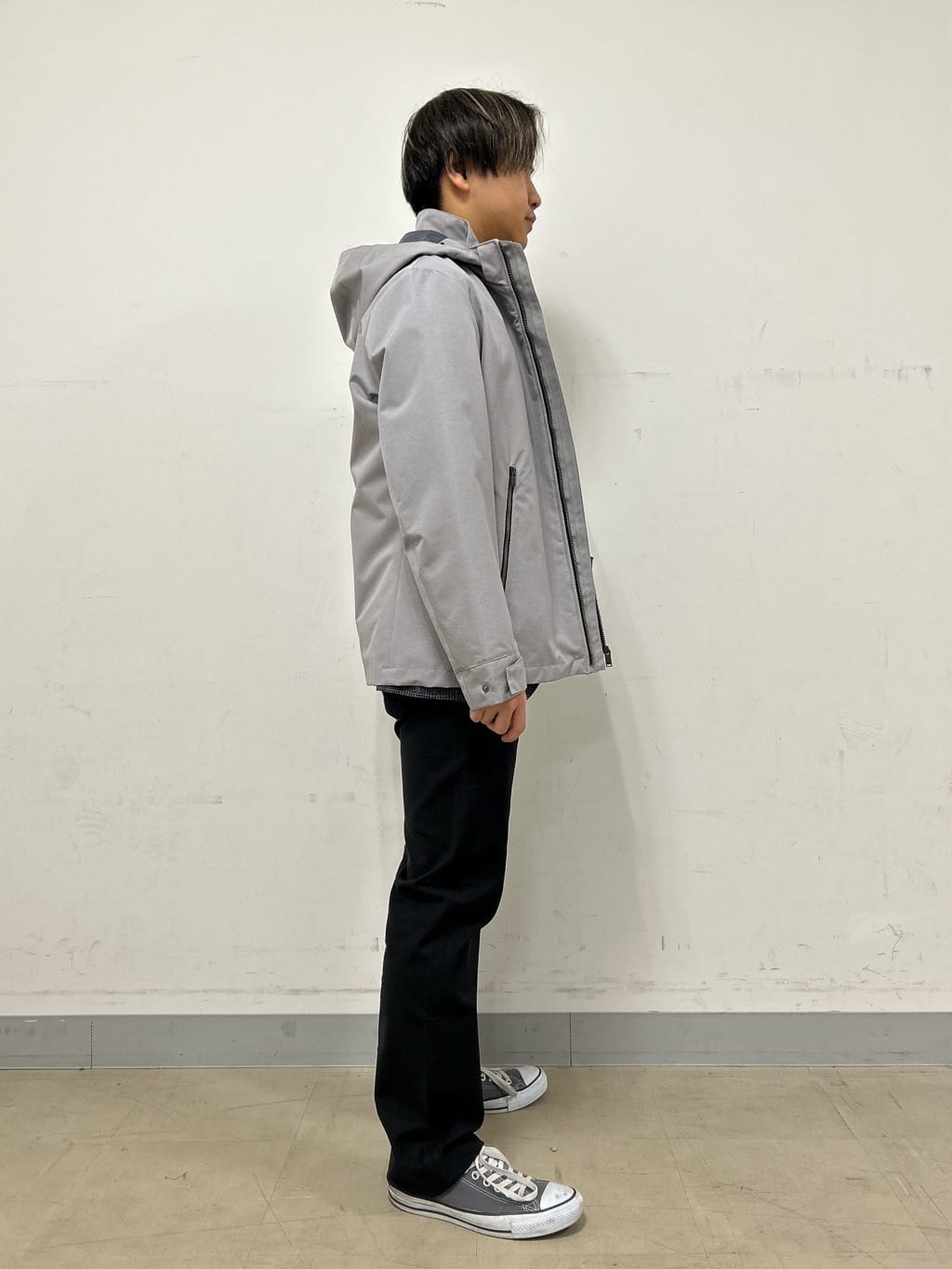 Hiroさんの「TAKEO KIKUCHI｜【Made in JAPAN】播州織 ヘリンボン ストレート パンツ」を使ったコーディネート