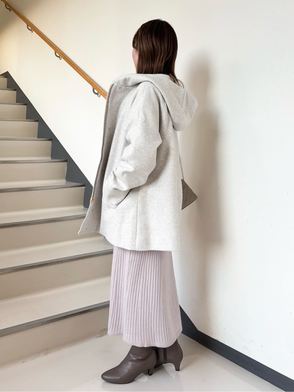 momoさんの「grove｜◆フーデットミドルコート」を使ったコーディネート