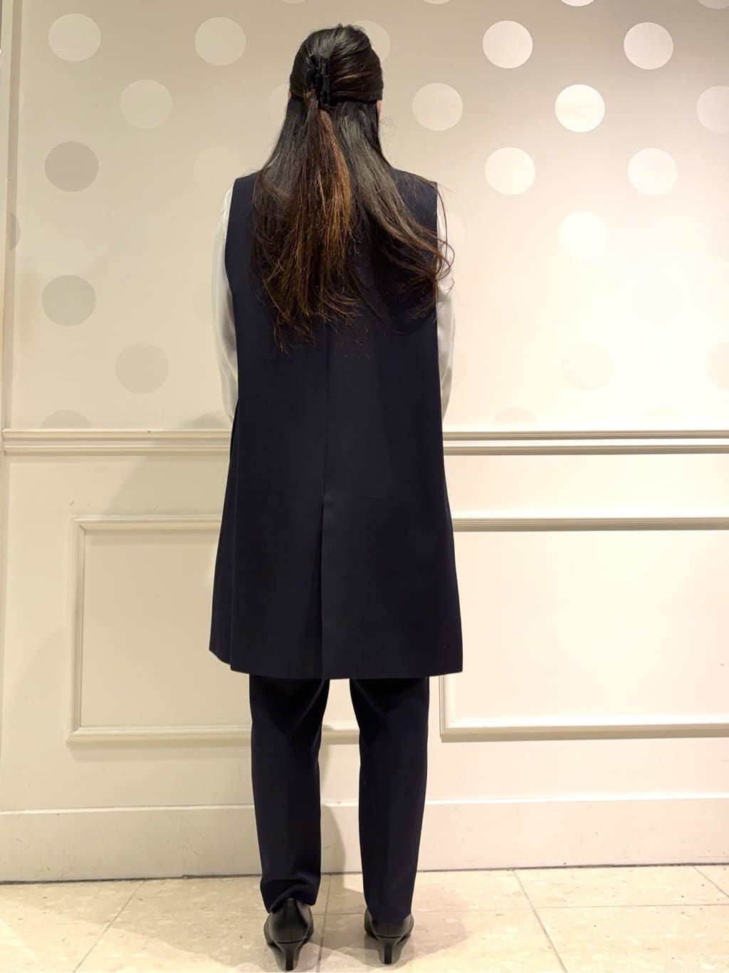 あきさんの「OPAQUE.CLIP｜◆《通勤/セットアップ対応》ロングジレ/ダブルクロス【洗濯機洗い可】」を使ったコーディネート