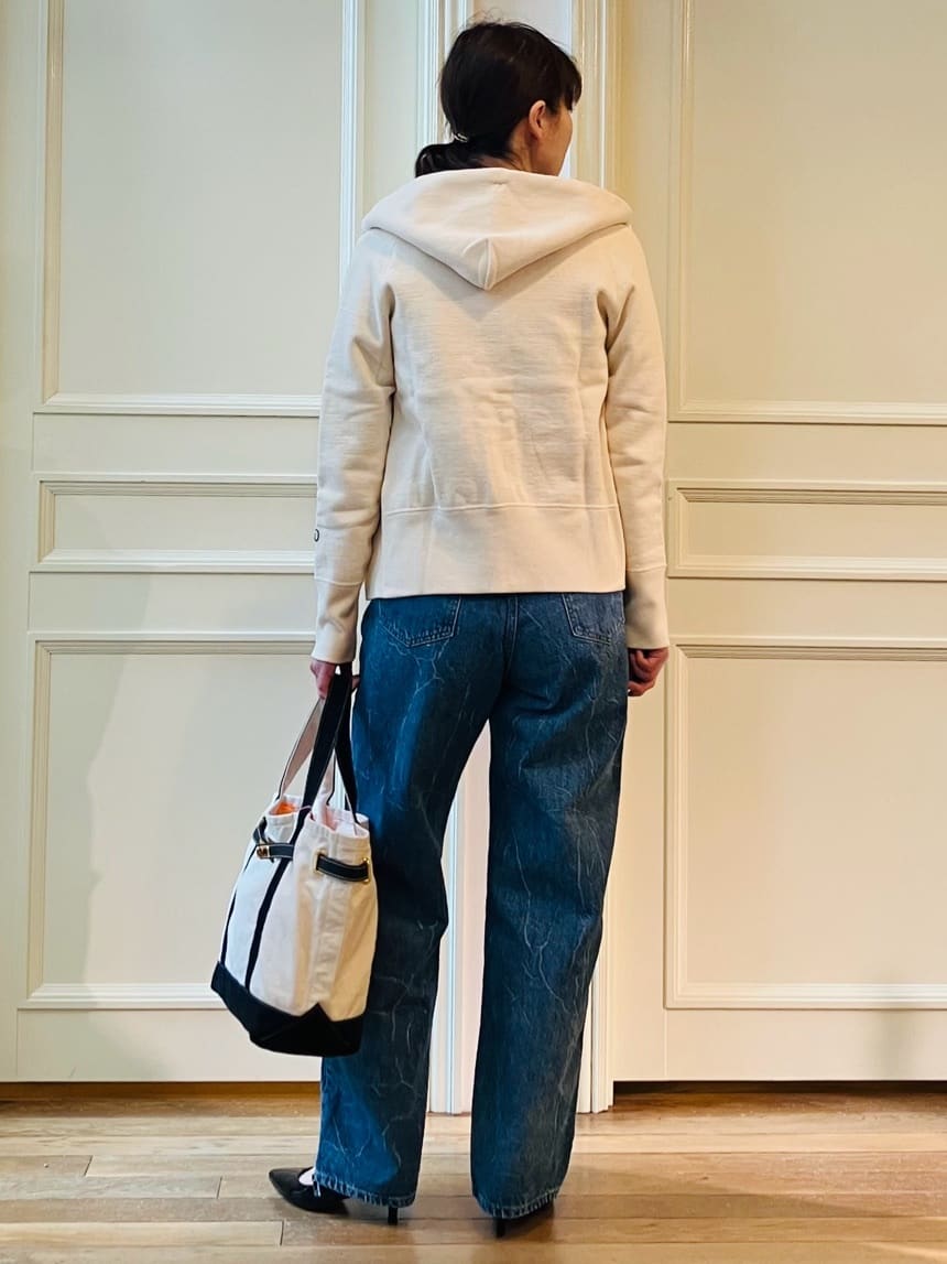 TSUKUIさんの「DRESSTERIOR｜デキシー吊裏毛ジップアップパーカ」を使ったコーディネート