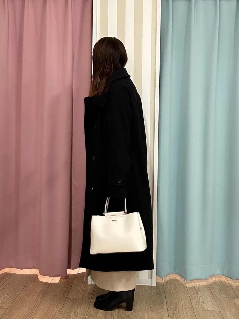 SHIiiさんの「SHOO･LA･RUE｜◆【通勤/セレモニー/2WAY】フロントバー金具3層トート」を使ったコーディネート