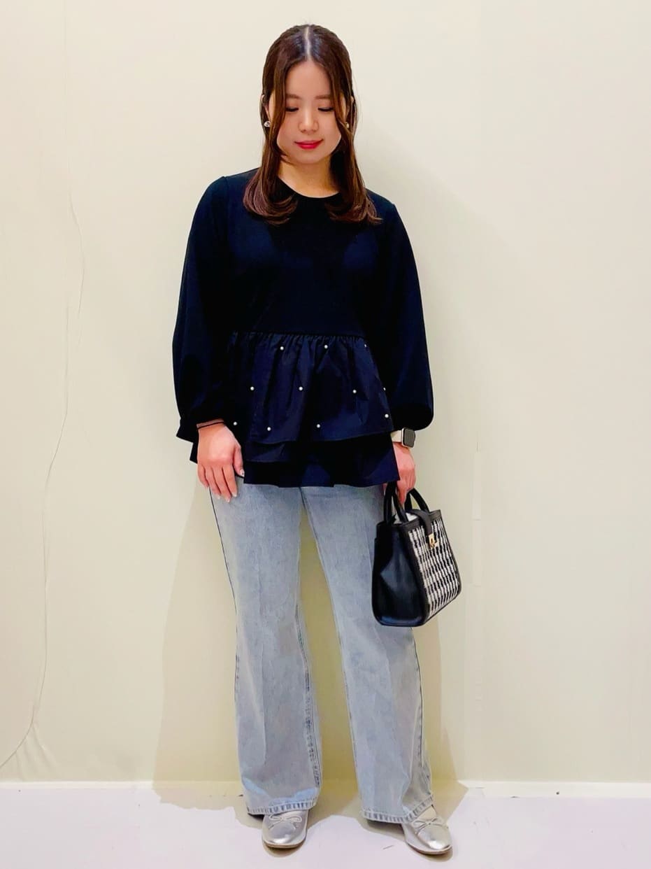 ayumiさんの「OPAQUE.CLIP｜《丈が選べる》ストレートデニムパンツ【洗濯機洗い可】」を使ったコーディネート