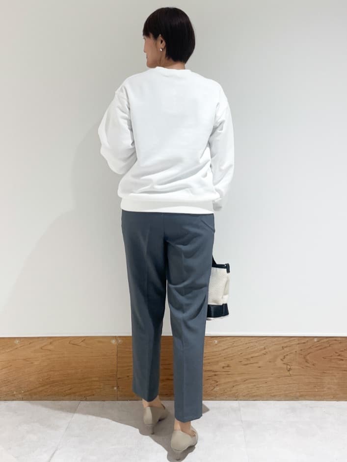 Yukinkoさんの「OPAQUE.CLIP｜◆フロッキーロゴスウェット【洗濯機洗い可】」を使ったコーディネート