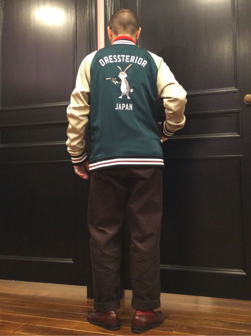 torigoeさんの「DRESSTERIOR｜オーバーラップサークルシルクスカーフ」を使ったコーディネート