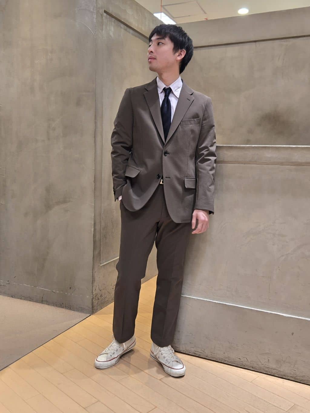 白木駆さんの「TAKEO KIKUCHI｜【Made in JAPAN】市松紋 ドレスシャツ」を使ったコーディネート