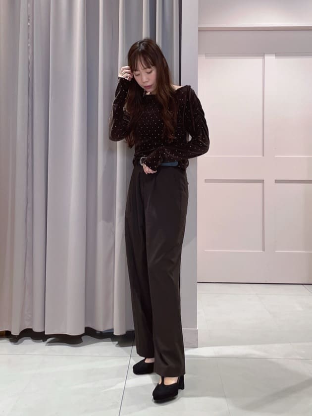 maiさんの「ESPERANZA｜Tストラップパンプス 24SS」を使ったコーディネート