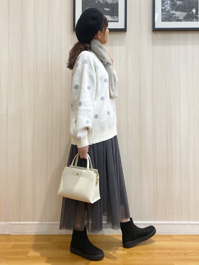 natsuさんの「SHOO･LA･RUE｜◆【セレモニーからデイリーまで】女性らしさあふれる チュールスカート」を使ったコーディネート