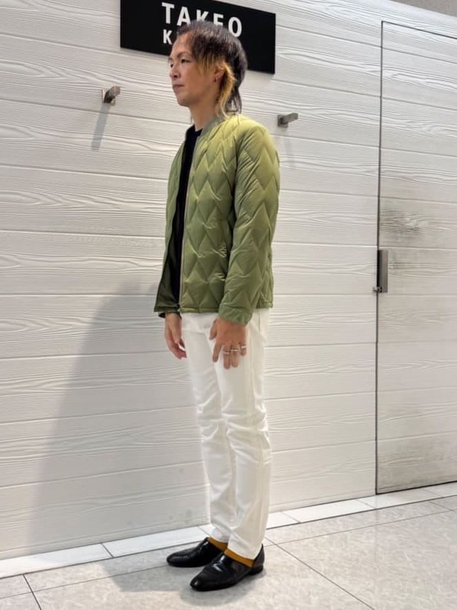 井出恭輔さんの「TAKEO KIKUCHI｜【Sサイズ～】ストレッチ デニム パンツ」を使ったコーディネート