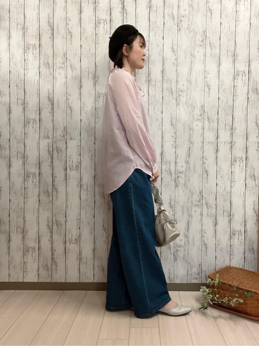 シカさんの「SHOO･LA･RUE｜◆ストレッチアーモンドトゥパンプス」を使ったコーディネート