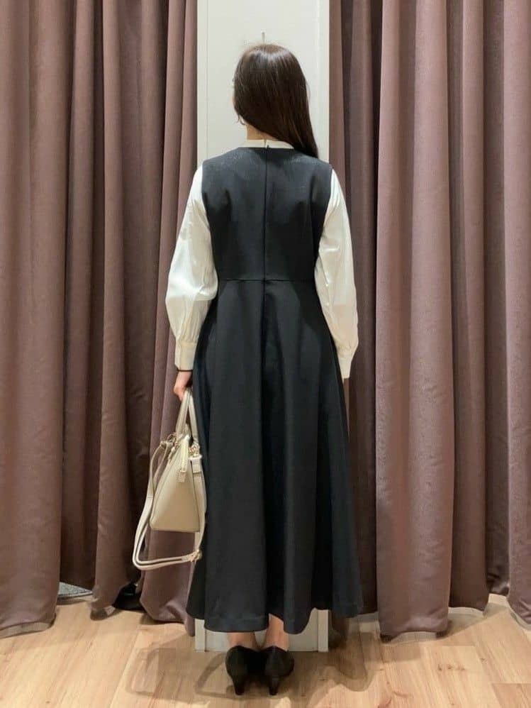 みちゃさんの「grove｜【人間工学】つつまれフィットパンプス【入卒対応可】」を使ったコーディネート