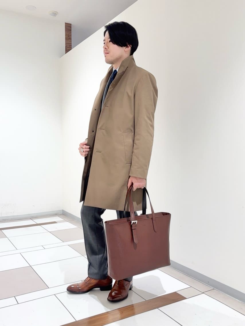 及川さんの「TAKEO KIKUCHI｜【Three by Three】シャイニーシャークピンヘッド スーツ/3ピース対応可」を使ったコーディネート