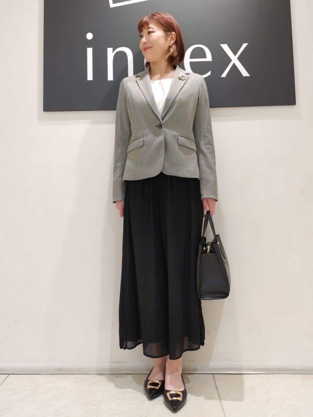 n.さんの「index｜◆【2WAY】フラワーパーツ合皮ミドルトートバッグ」を使ったコーディネート