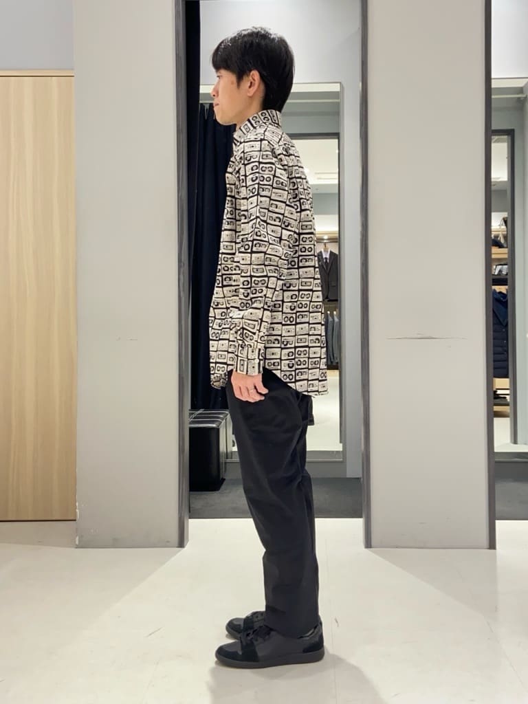 わいずみさんの「TAKEO KIKUCHI｜【オフィスカジュアル対応】ドレス チノパンツ」を使ったコーディネート
