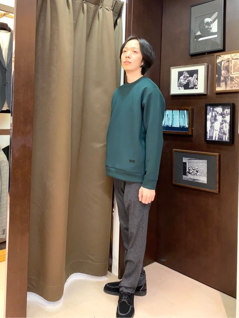 コバヤシさんの「TAKEO KIKUCHI｜【ONOFF対応】TRダブルニット ストレッチパンツ」を使ったコーディネート