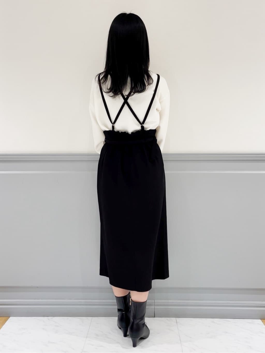 moeさんの「grove｜◆サークルロゴ刺繍ダンボールスエット」を使ったコーディネート