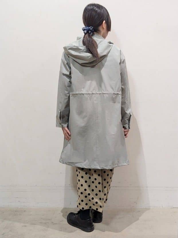 たぼく。さんの「SHOO･LA･RUE｜◆【撥水/防花粉/S-LL】ライナー付き ミリタリーフーデッドコート」を使ったコーディネート