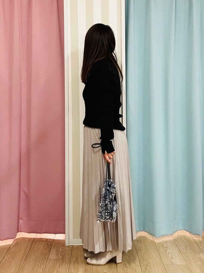 SHIiiさんの「SHOO･LA･RUE｜」を使ったコーディネート