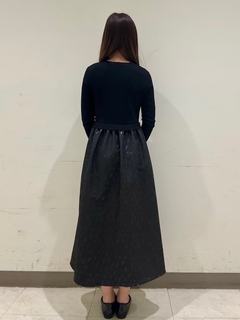 ななさんの「OPAQUE.CLIP｜◆《美人百花掲載》ニット&times;ジャカードドッキングワンピース【洗濯機洗い可／抗ピル】」を使ったコーディネート