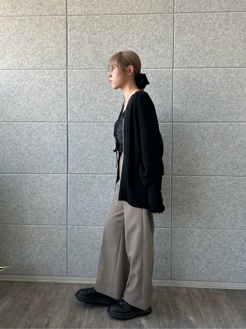 honoka Aさんの「CODE A｜gathered shiny blouse」を使ったコーディネート