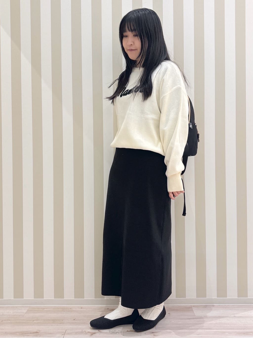 まろんさんの「SHOO･LA･RUE｜◆【洗える/S-LL/ちくちくしにくい】大人のための ロゴ入りスウェットライクニット」を使ったコーディネート