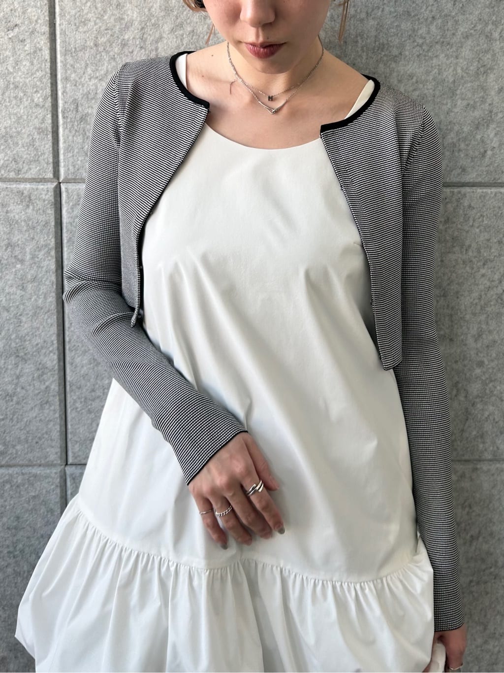 honoka Aさんの「CODE A｜lace knit pants」を使ったコーディネート