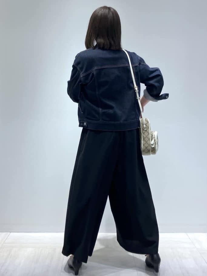 関根さんの「Reflect｜」を使ったコーディネート